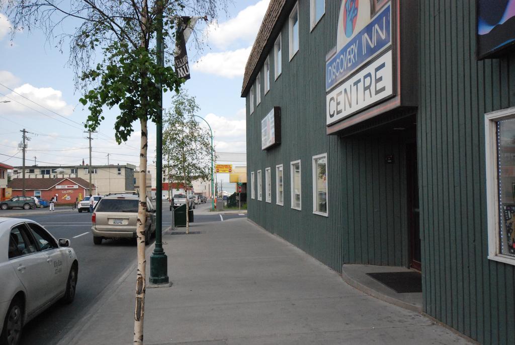Discovery Inn Yellowknife Exterior photo